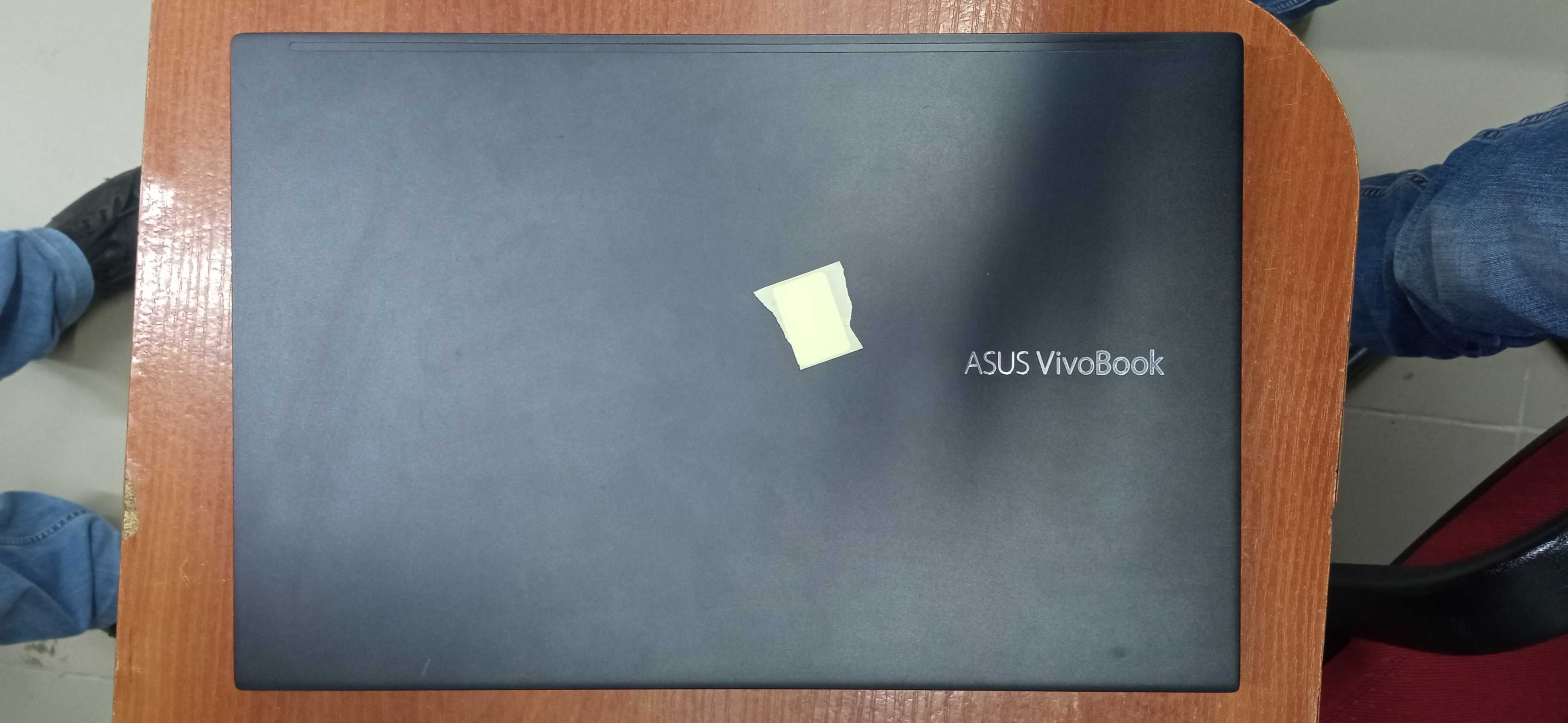 Ноутбук Asus K513e на запчастини або відновлення