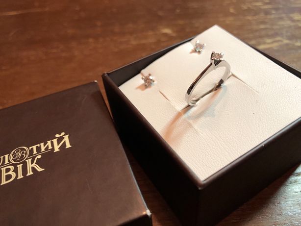 Продам кольцо с бриллиантом и серьги в Днепре на подарок