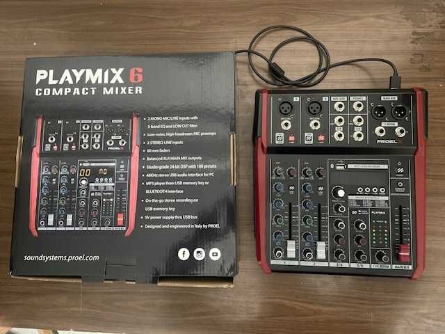 Mesa de mistura Play Mix 6 da Proel