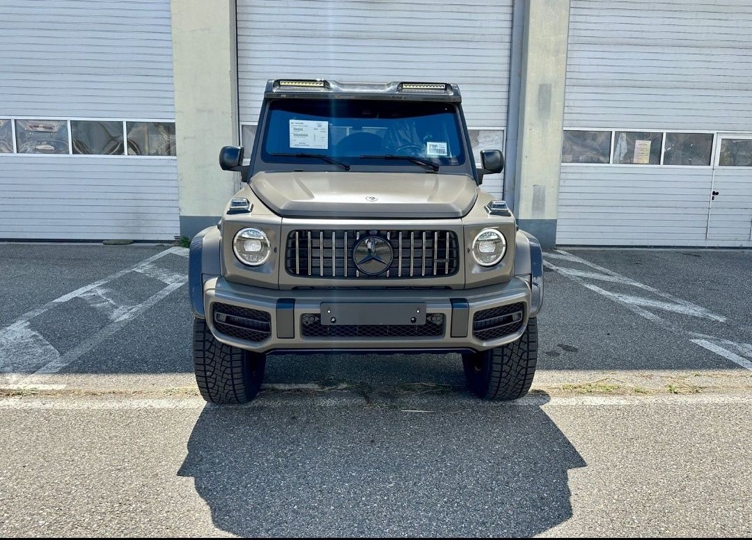 Mercedes Benz G63 4x4 /2 model 2023 years