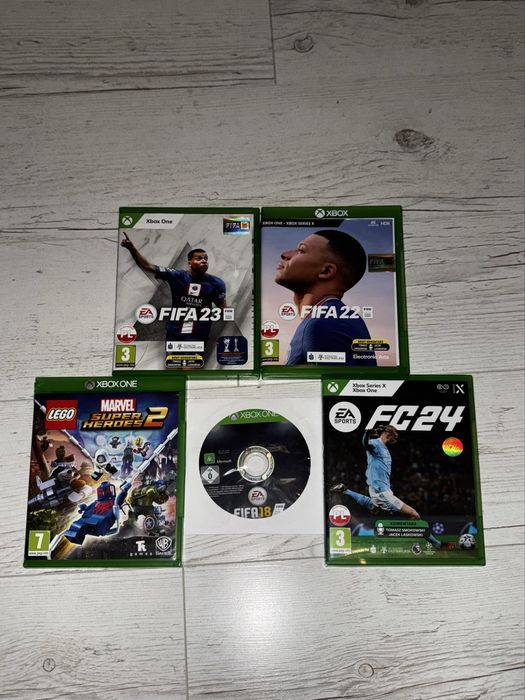 Xbox One + kontroler Afterglow Wave przewodowy + 5 gier