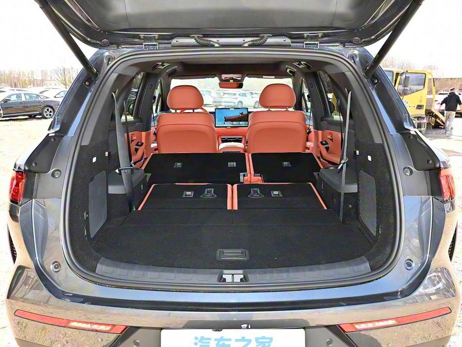 BYD, TANG L, 2025, Максимальна комплектація, 2WD