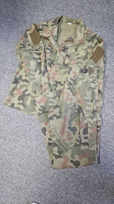 Komplet Mundur polowy 2010