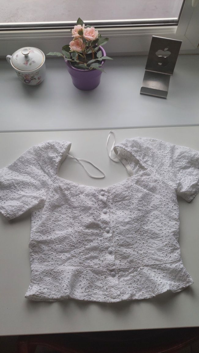 Top na guziczki, Cropp M