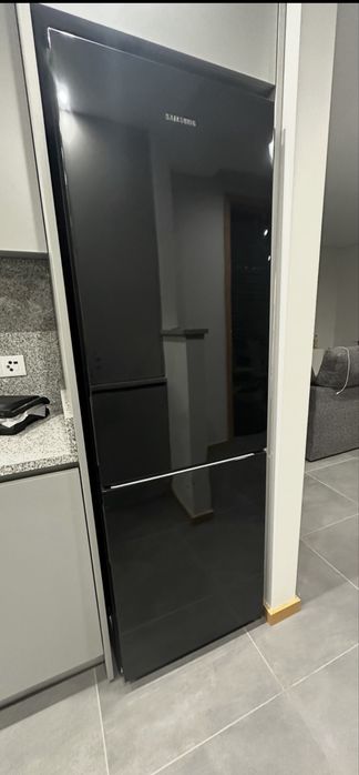 Frigorífico preto samsung