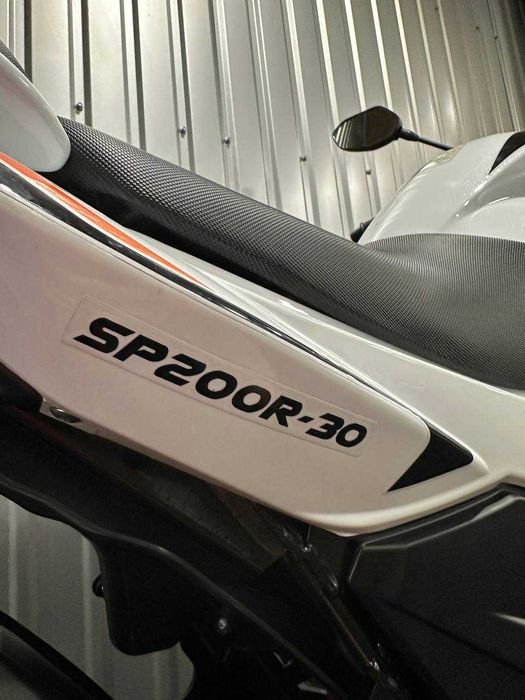 Новий мотоцикл Spark SP200R-30