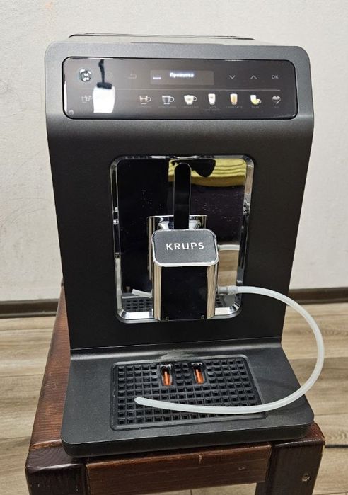 Кавомашина KRUPS ea895n10