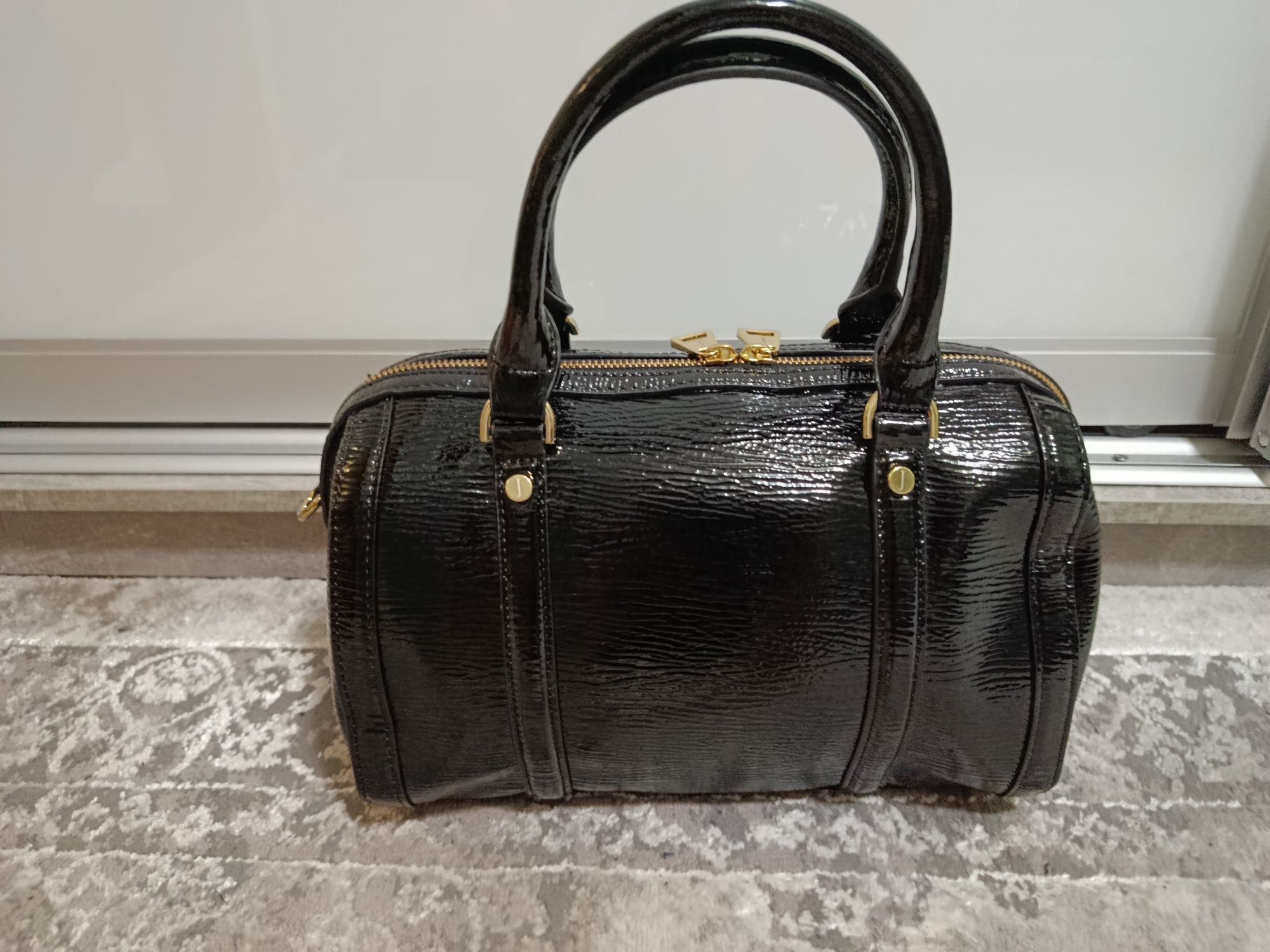 Шкіряна сумка англійського бренду Jasper Conran.