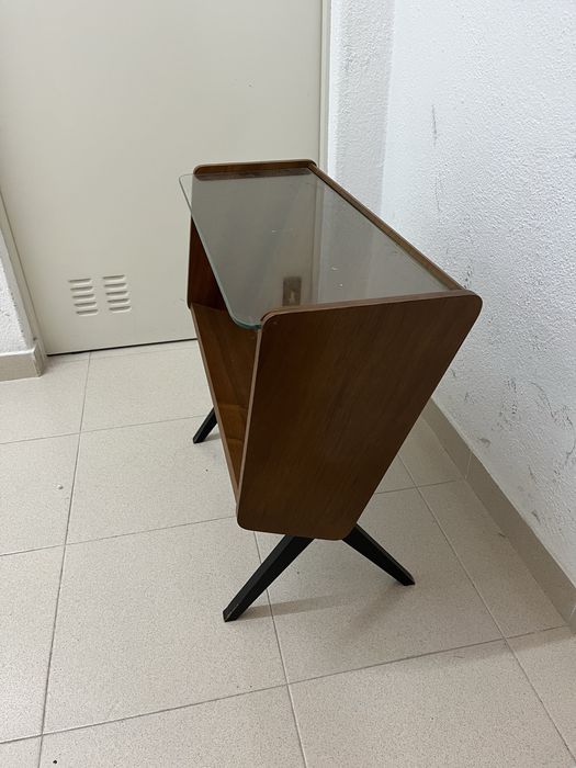 Movel vintage para revistas ou vinil