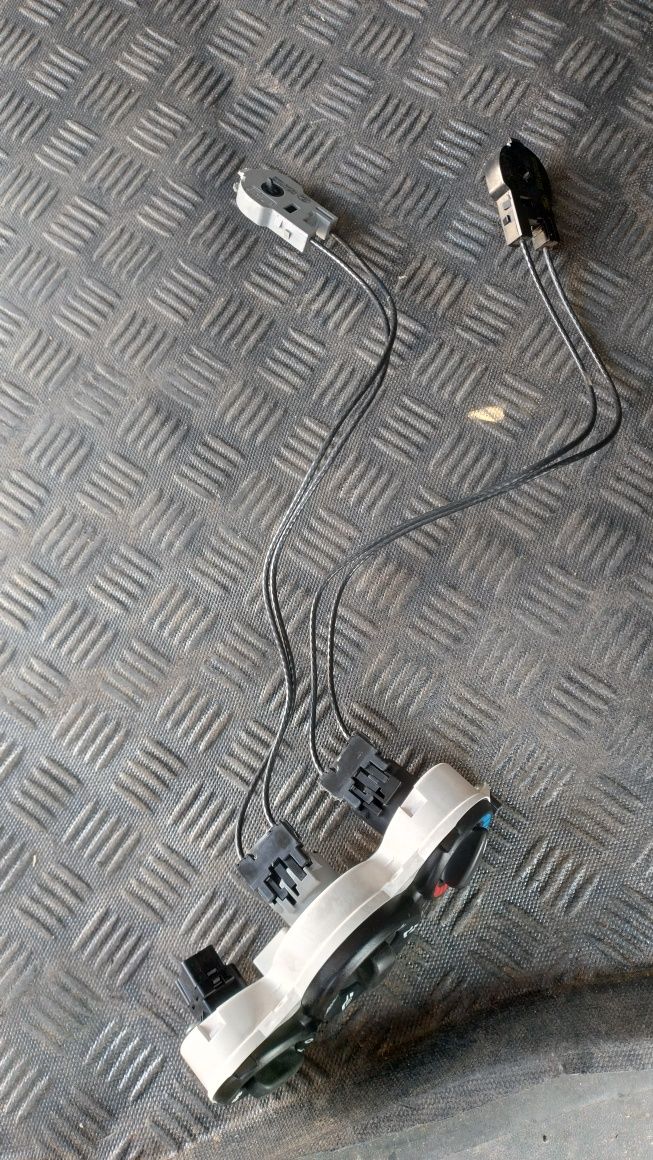 Panel nawiewu z linkami ford focus mk1