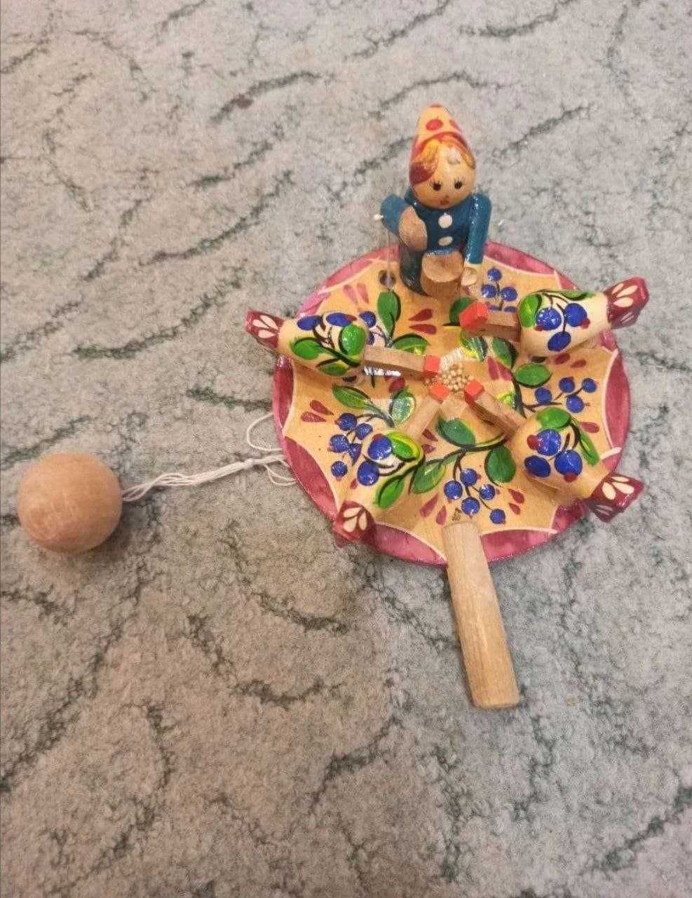 Деревянная игрушка с курицами трещалка СССР, сувенир