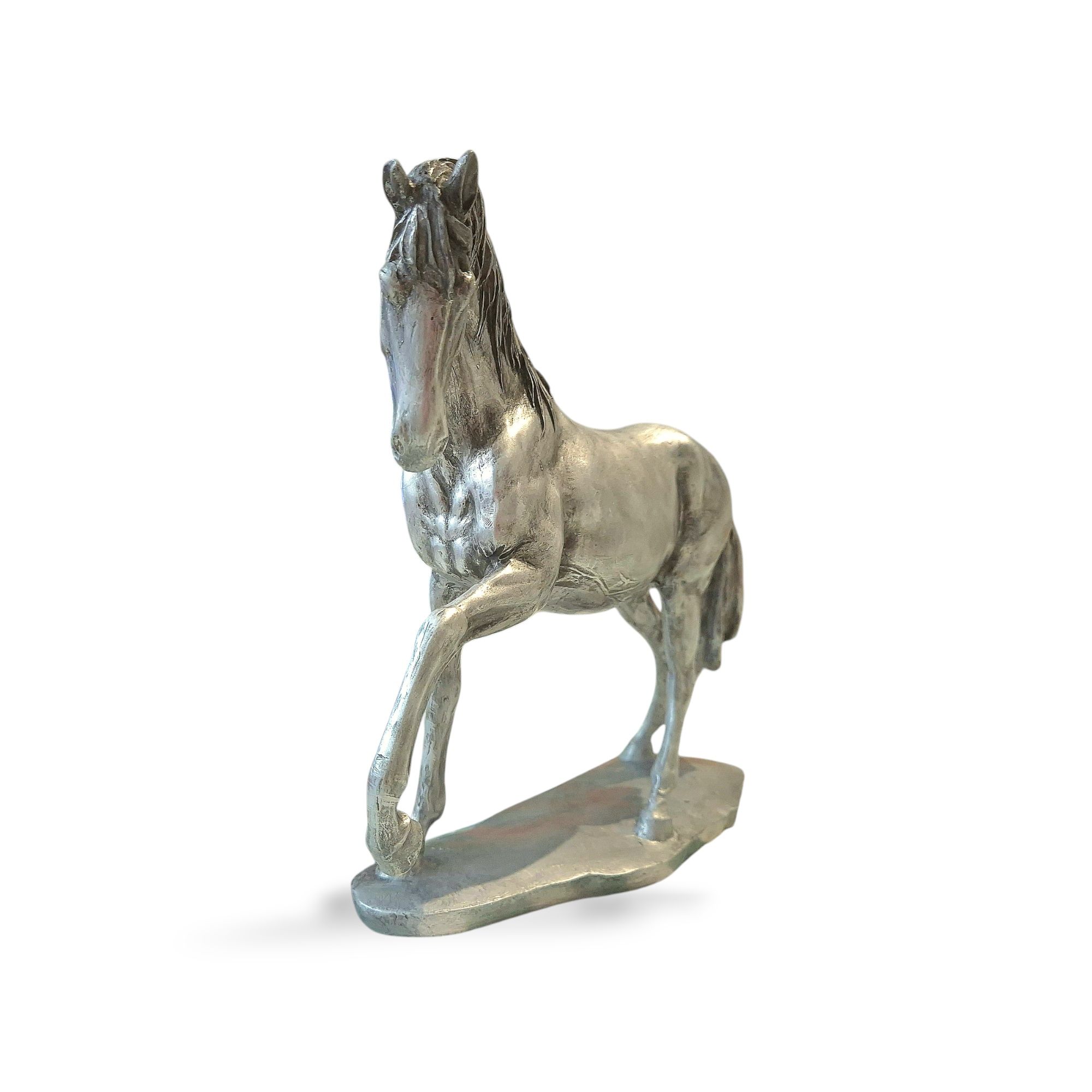 Cavalo em Resina (Marfinite) pintado a prata