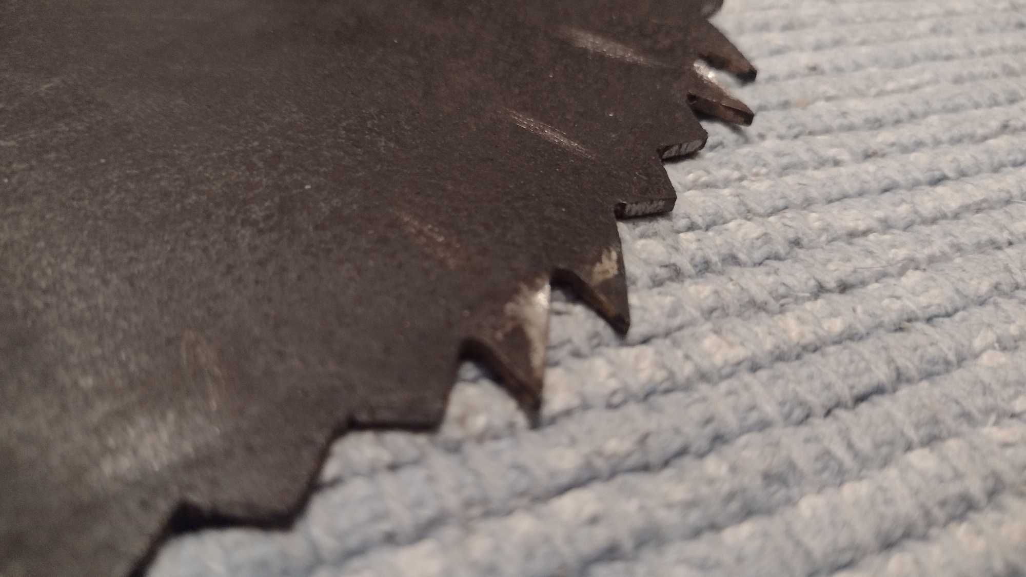 Tarcza piły piła do cięcia 25 cm otwór 30mm