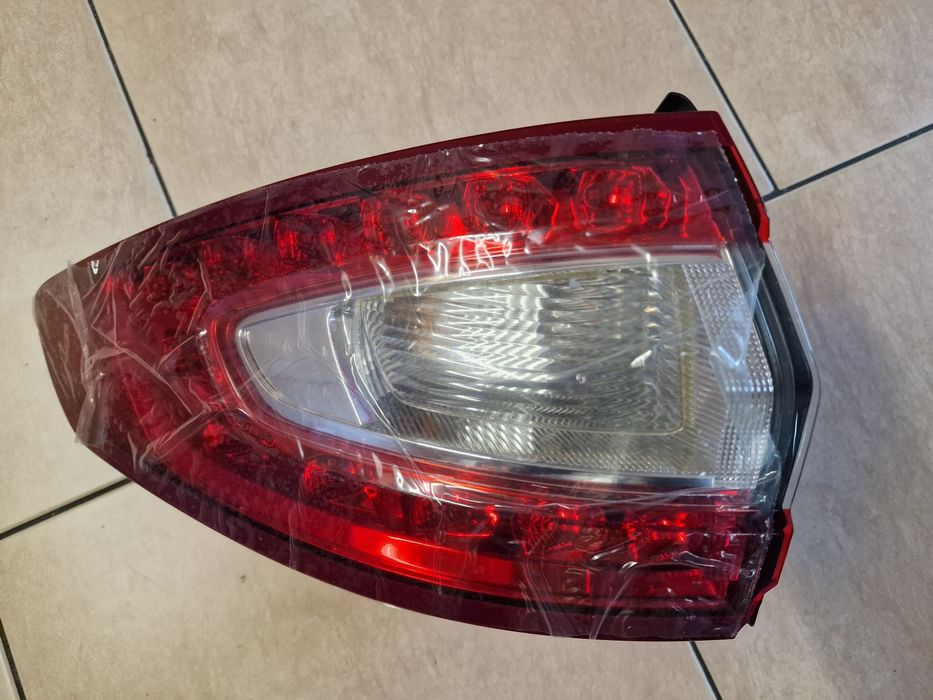 Lampa tył, nowa, Ford Mondeo Mk5 Kombi