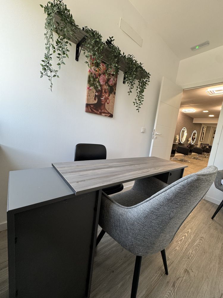 Sala para MANICURE Aluguel