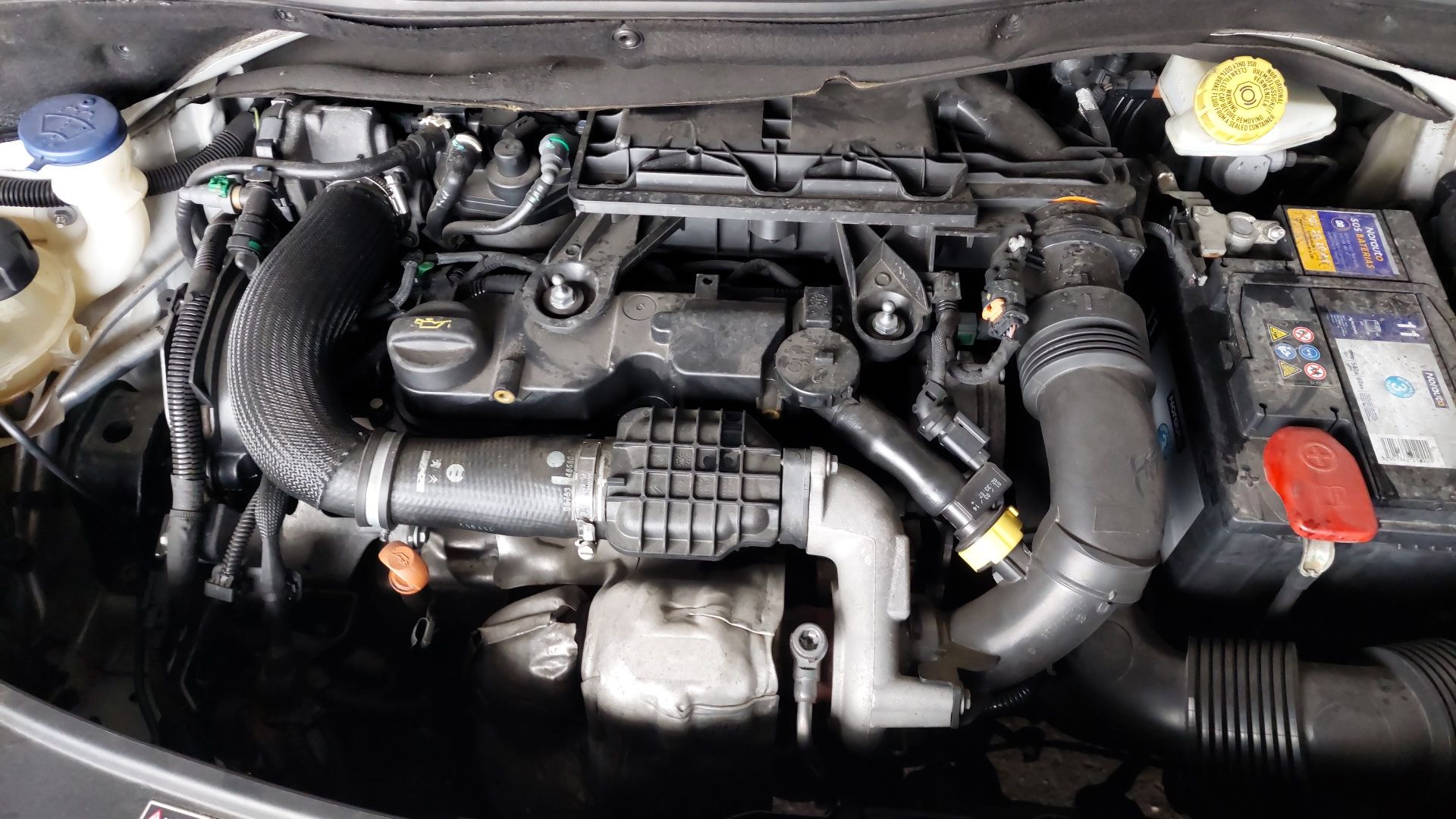 Motor 1.4hdi peugeot 208,2015