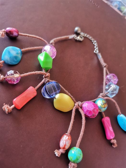 Pulseira missangas colorida