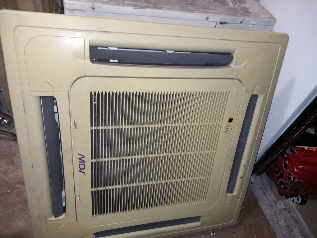 Klimatyzator Midea MCA-30HRN2 z agregatem