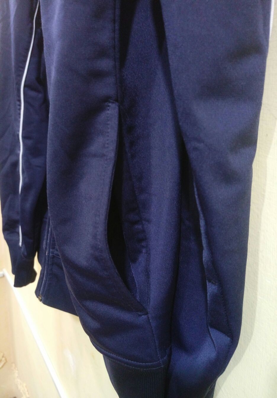 Оригинал утепленная спортивная куртка, олимпийка Fila