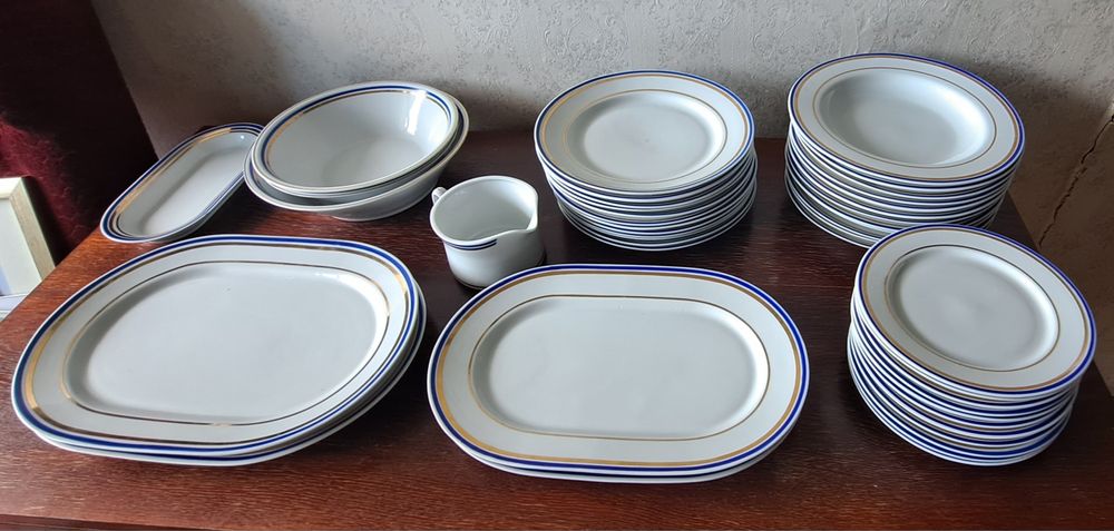 Porcelanowy Zestaw obiadowy zastawa stołowa z fabryki Włocławek. PRL v