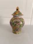 Pote Porcelana Oriental Antiga. 12 cm