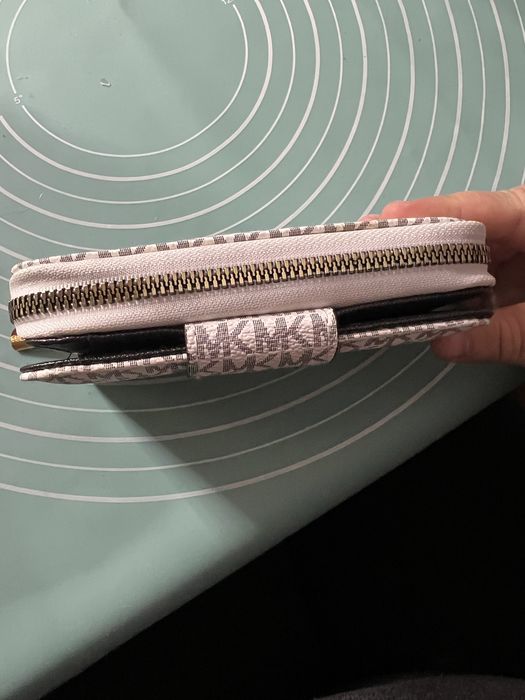 Новий жіночий гаманець
