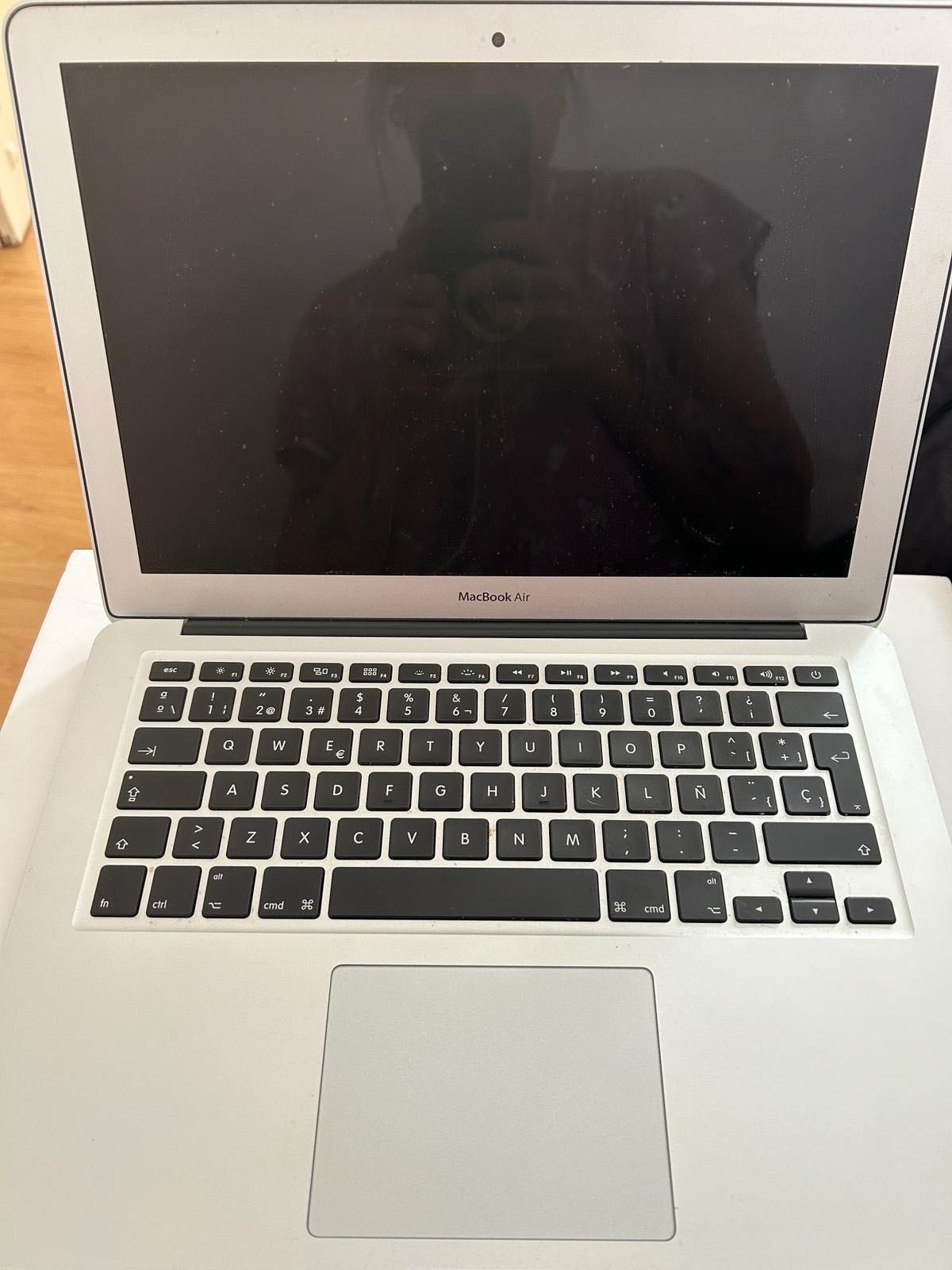 MacBook Air - 13.3-Inch 2017