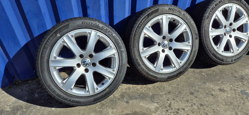 Jantes especiais originais 17 e pneus 5x112