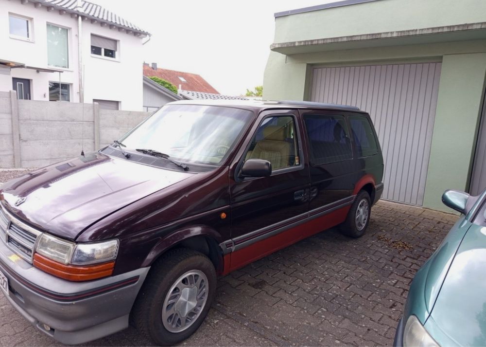 Chrysler Voyager 2 | 3.3 V6 | 1993 | Automat | Świeżo sprowadzony