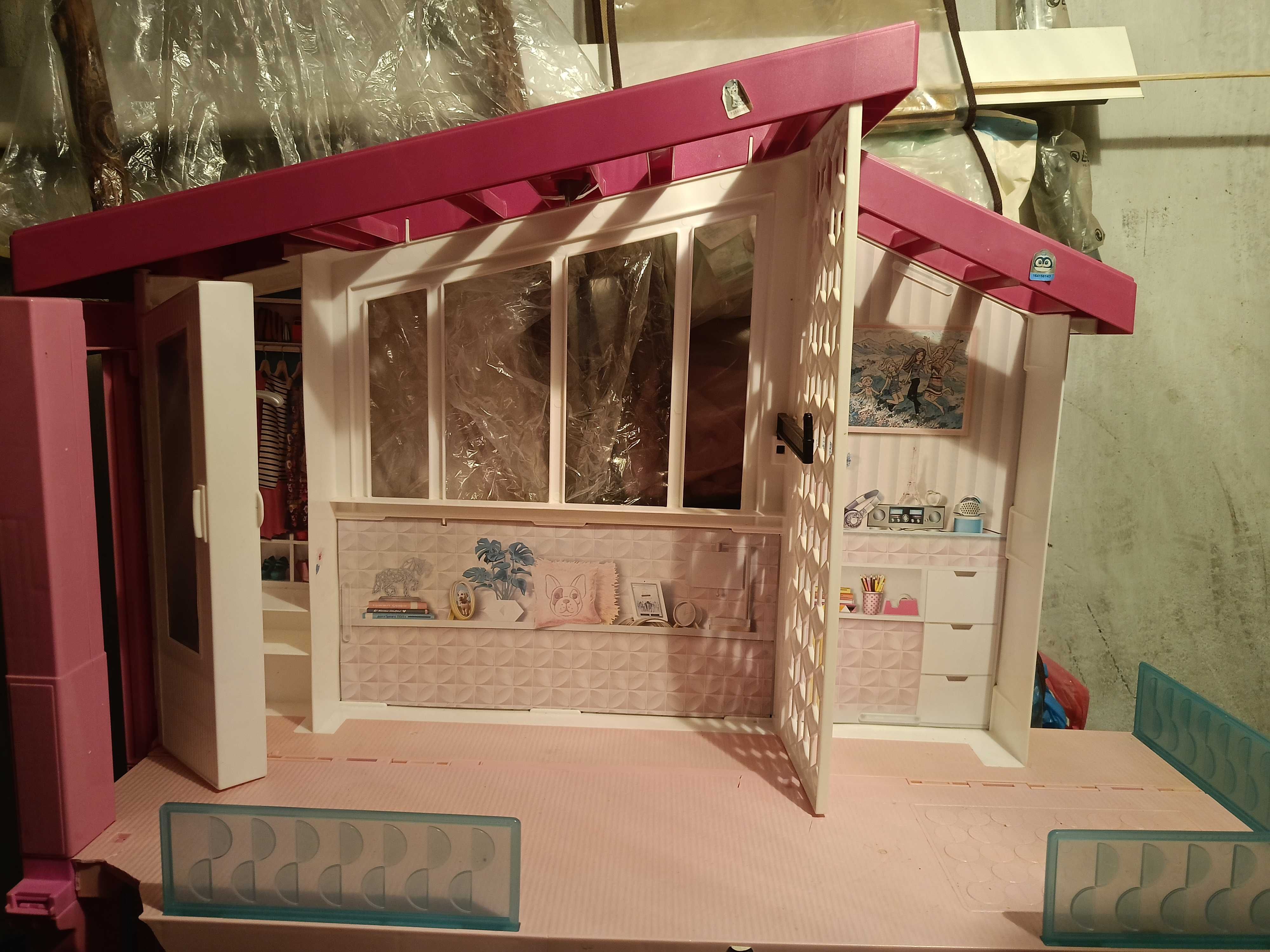 Domek Barbie Dream house 121 x 110cm, z drobnymi uszkodzeniami
