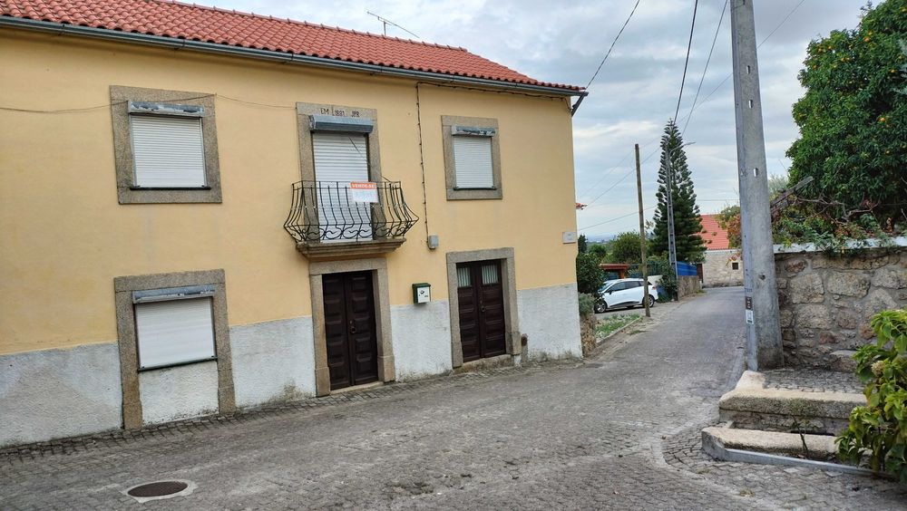 Moradia T3 em Torre - Louriçal do Campo