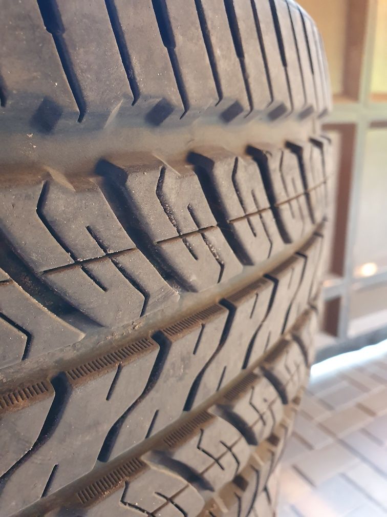 Шины Toyo Open Country U/T 285/50 r20 б/у