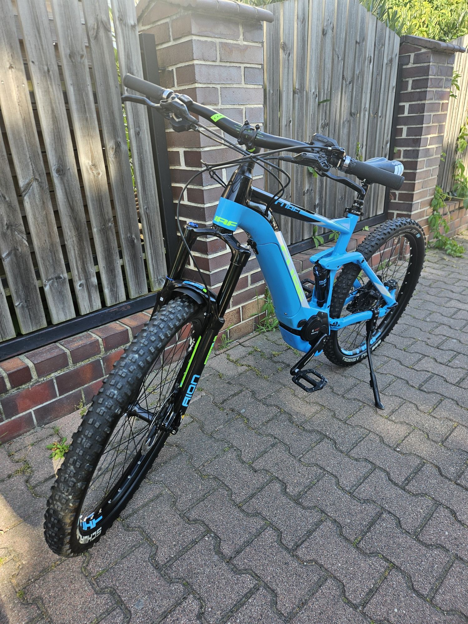Rower elektryczny full mtb Cube stereo 140 ładny