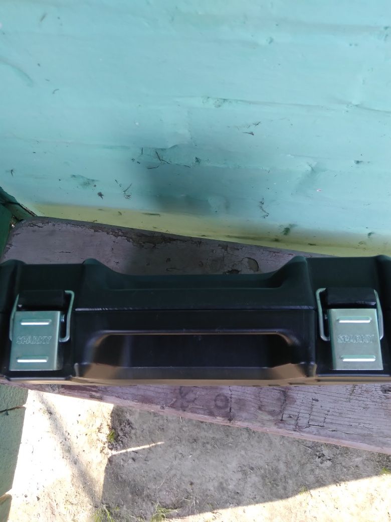 Шуруповерт Sparky 10,8 v.