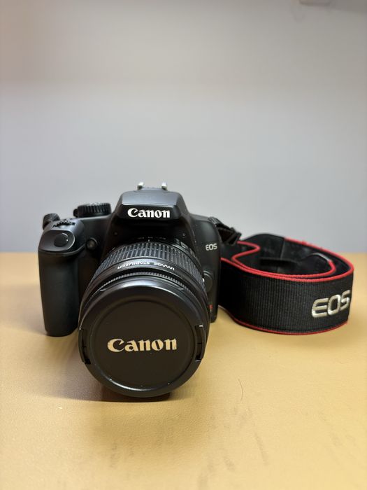 Máquina fotográfica Canon EOS Rebel XS
