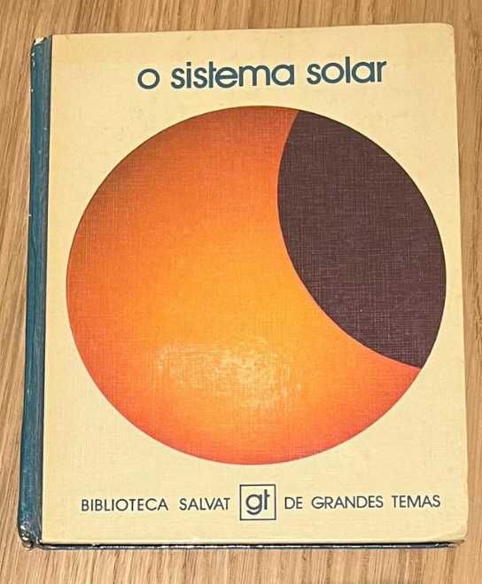 Livro "O Sistema Solar"