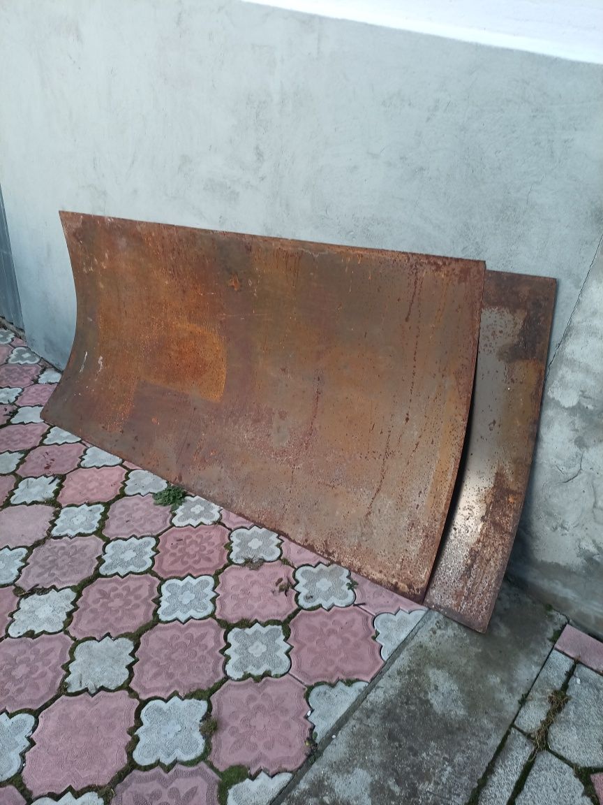 Продам метал листовий.
