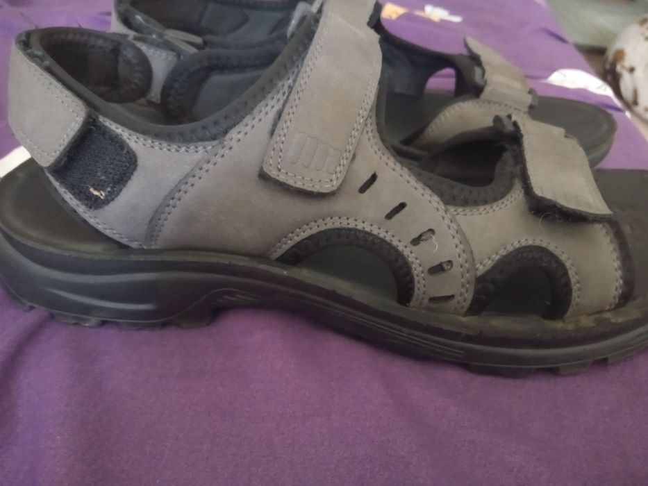 чоловічі босоніжки ecco