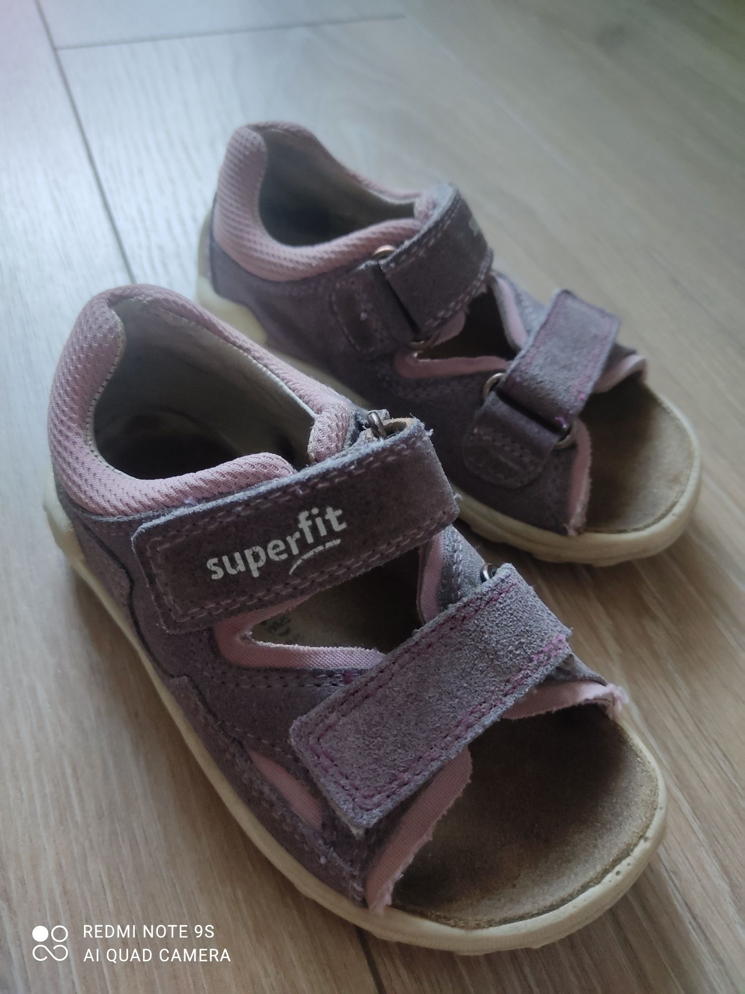 Sandałki dziecięce 24 Superfit skórzane
