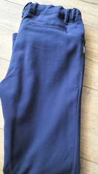 Spodnie garniturowe 158
