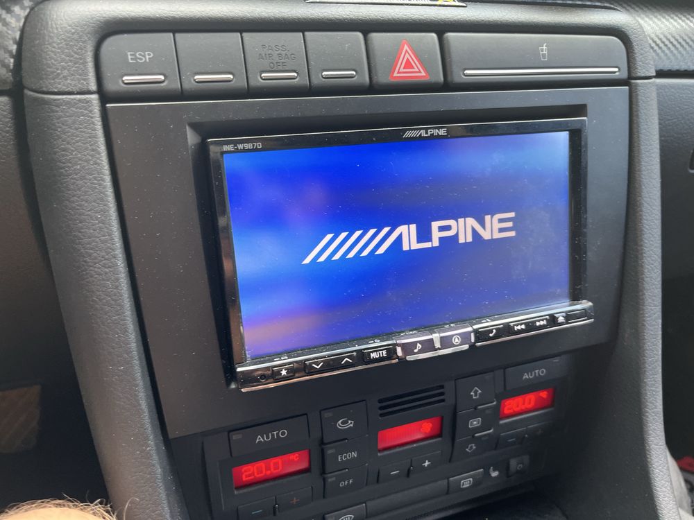 Alpine ine-w987D