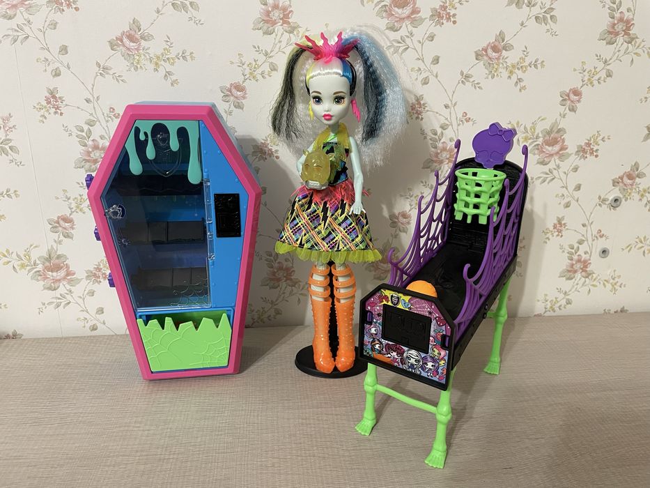 Кукла Monster High Френки 2-е поколение