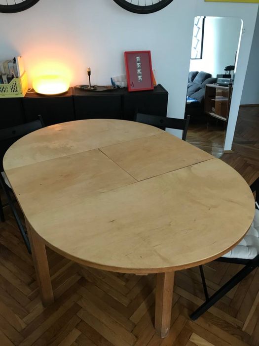 Okrągly stół rozkładany