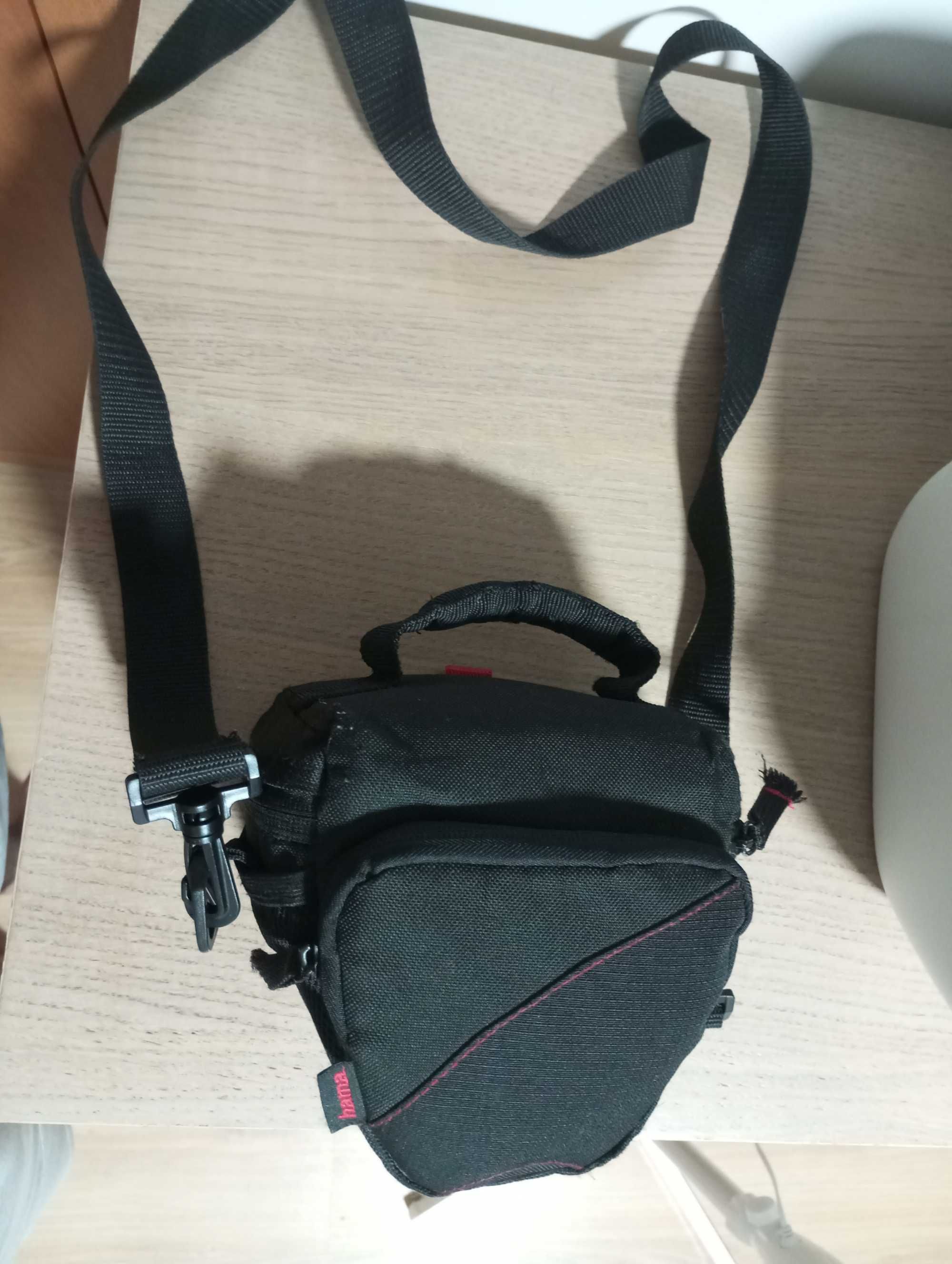 Câmera Nikon Coolpix P520 + Bolsa + Acessórios–Para Peças ou Reparação