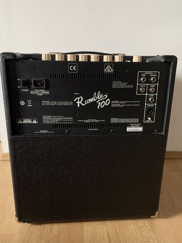 FENDER RUMBLE 100 V3 Combo basowe + pokrowiec