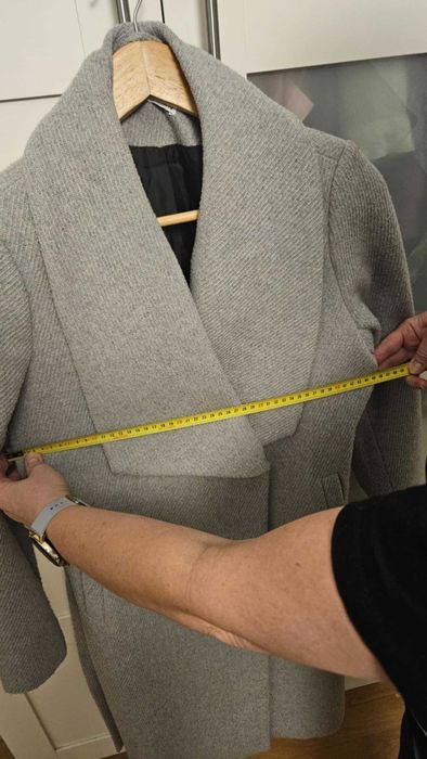 Jesienny szary płaszcz Reserved rozmiar 40 L