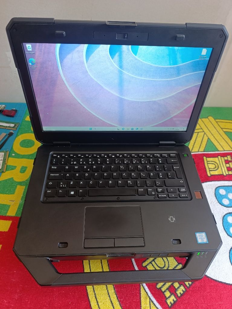 Dell Latitude 14 Rugged 5414 (i5-6300U - 16GB RAM - 256GB SSD)