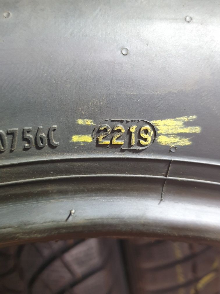 215/55R17 94V Pirelli Cinturato P7        L226/90C