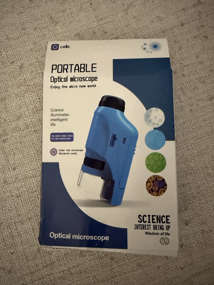 Microscopio portátil selado