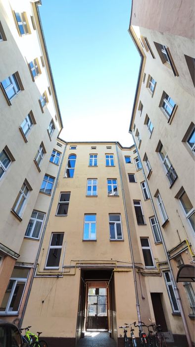 Apartament w Centrum z kuchnią, łazienką blisko Orientarium dla 3 osób